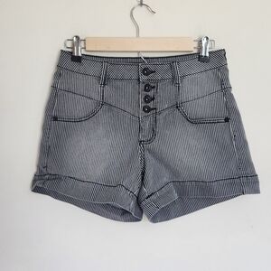 BlackHeart Pinstripe Button-fly High-Rise Shorts size 5